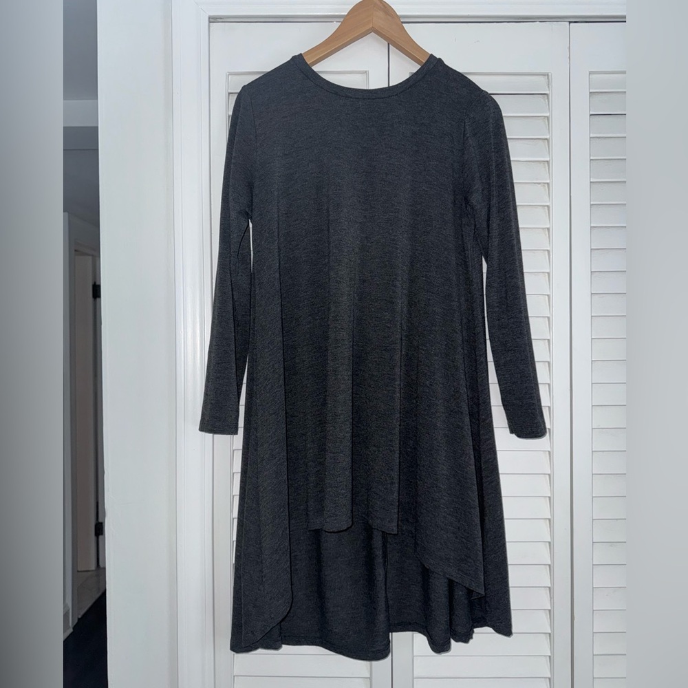 High/low long sleeve gray dress.